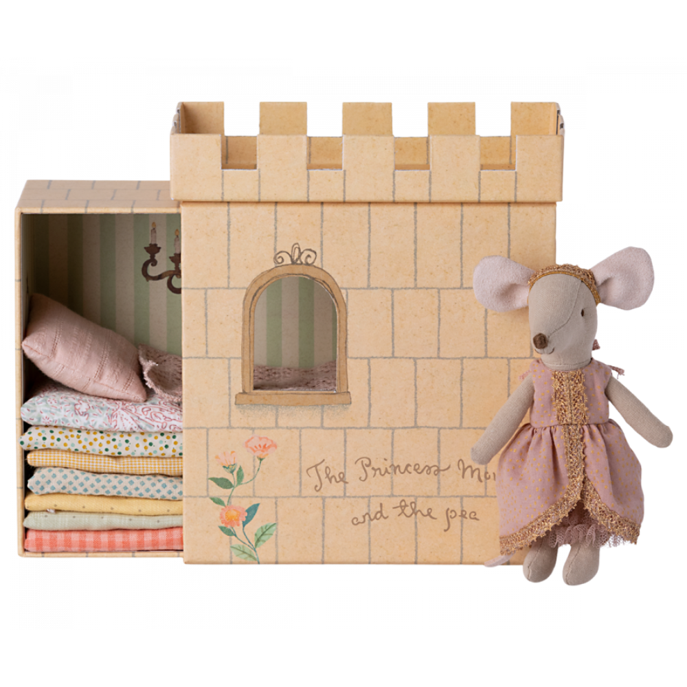 Maileg Princess and the Pea - Big Sister Mouse - Pink Box