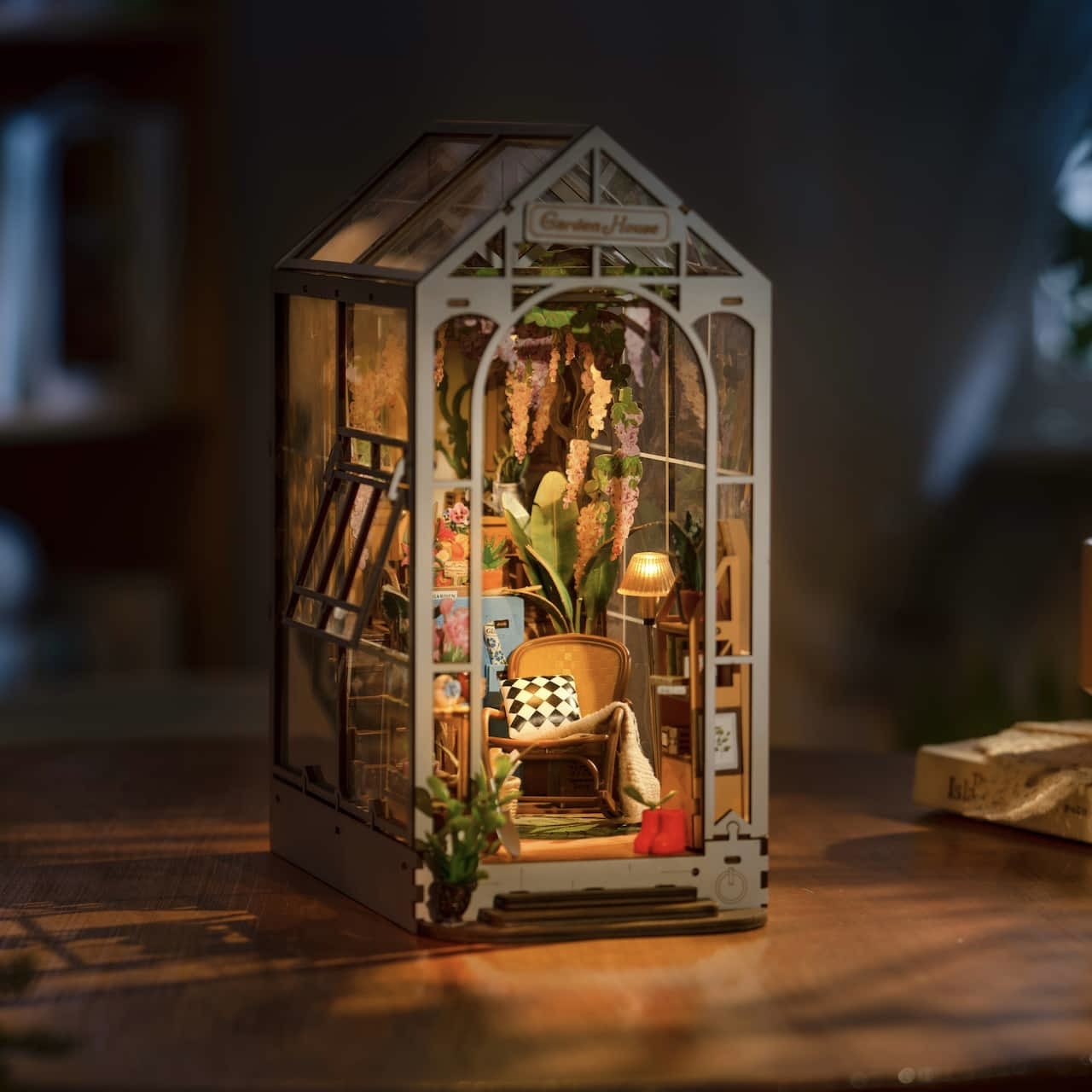 Rolife Book Nook & Wonderland Garden House