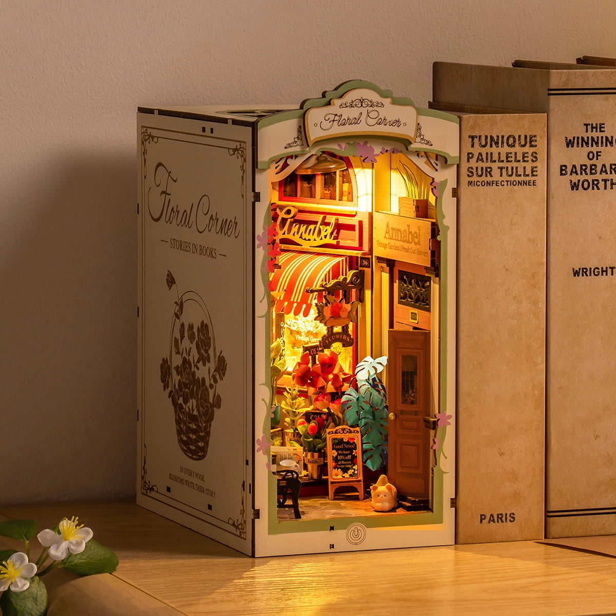 Rolife DIY Book Nook & Wonderland - Floral Corner