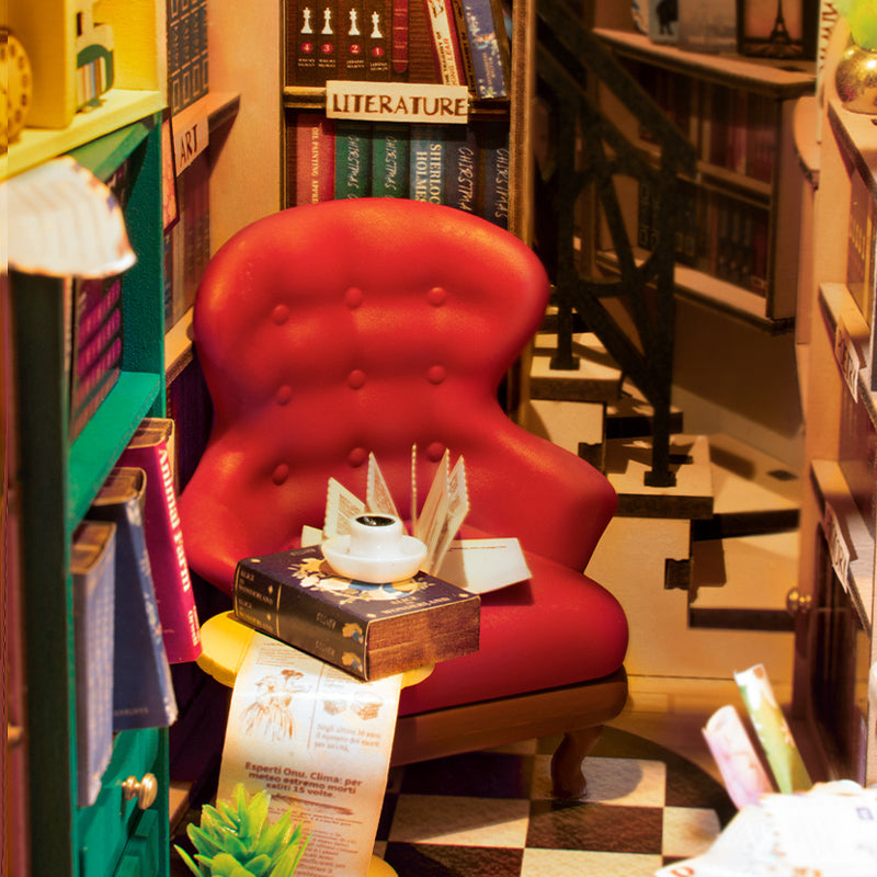 Rolife DIY Book Nook & Wonderland Bookstore