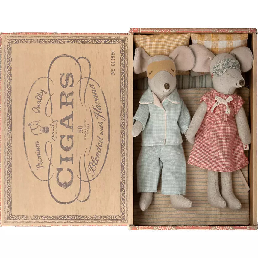Maileg Mum and Dad Mice in Cigar Box - Checkered Pajamas