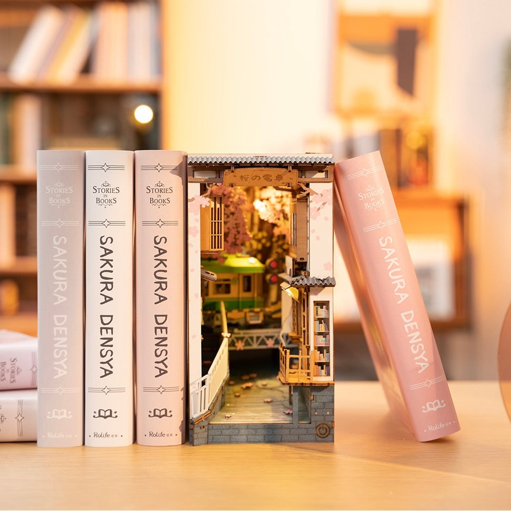 Rolife DIY Book Nook & Wonderland Sakura Densya