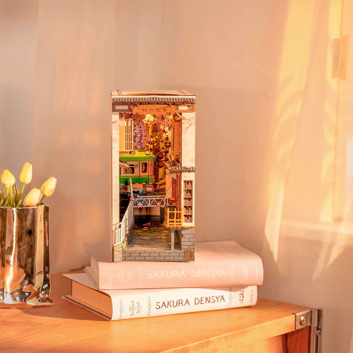 Rolife DIY Book Nook & Wonderland - Sakura Densya