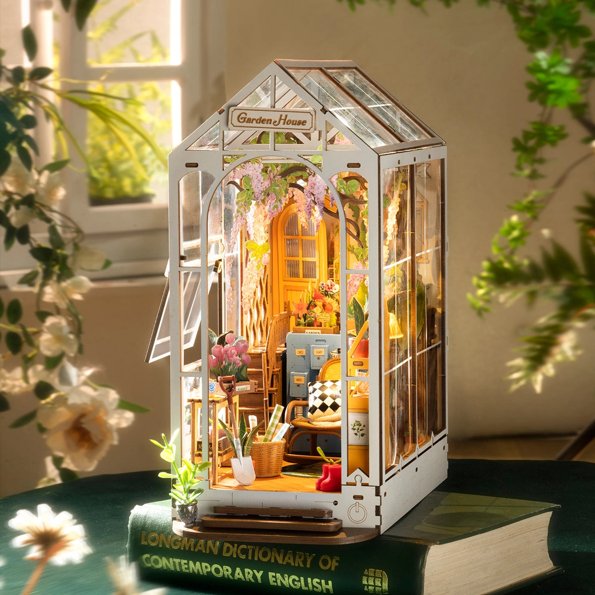 Rolife DIY Book Nook & Wonderland - Garden House