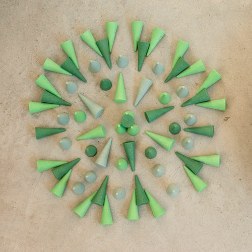 Grapat Wood Mandala Cones Greens 36 Pieces